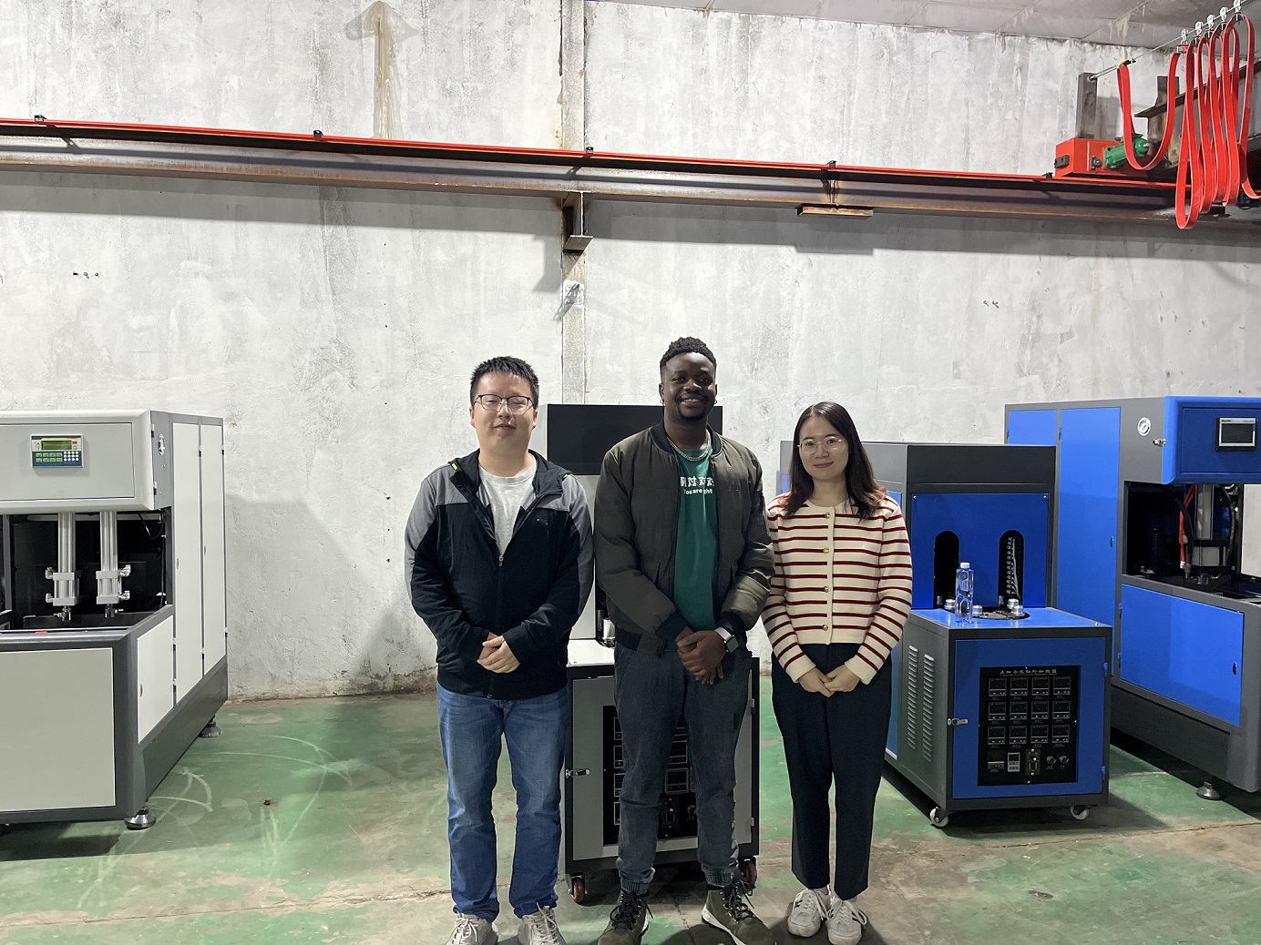 【7 octobre 2022】Les clients zimbabwéens viennent à notre usine pour inspection